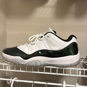 Jordan 11 Retro Low Iridescent Size 15